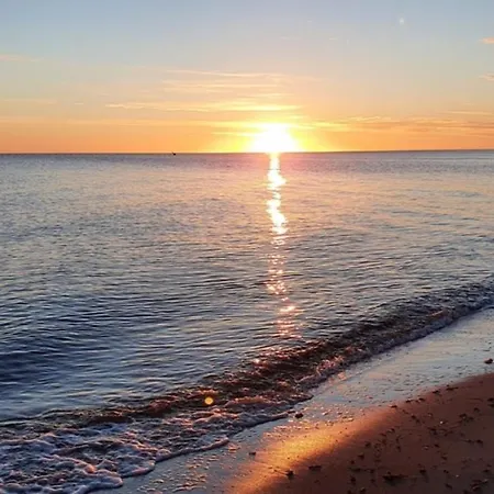 Nyaraló In Mit Eingezaeuntem Gartenbereich Fuer Hunde *