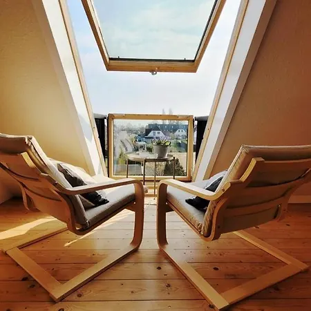 In Mit Eingezaeuntem Gartenbereich Fuer Hunde * Kronsgaard